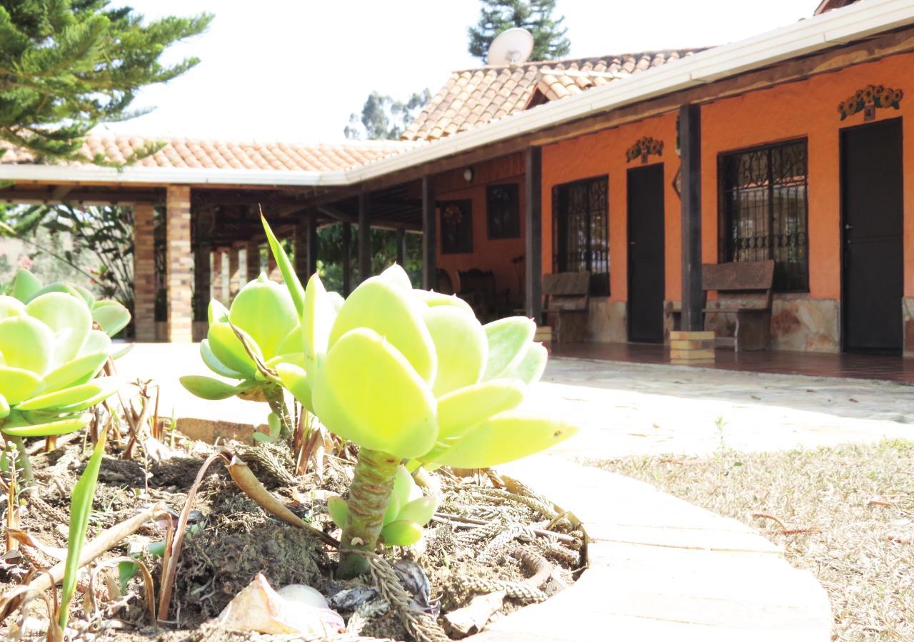Hotel Cristo Rey Campestre Los Santos  Esterno foto